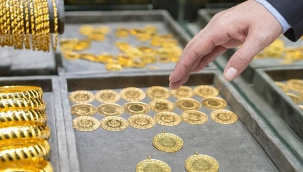 Foto - Seçimler öncesi İslam Memiş'ten kritik altın uyarısı! 'Bunu yapmazsanız yatırımınız boşa gidecek'