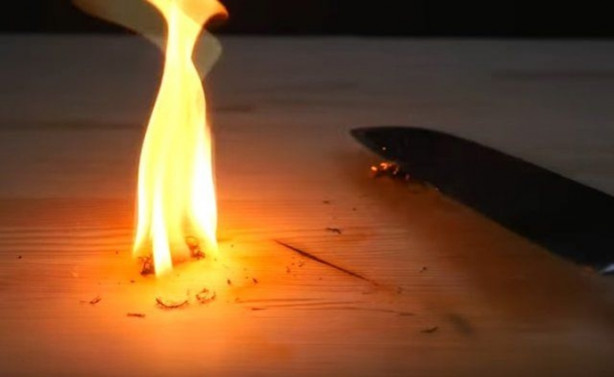 Foto - Şef bıçağını üç koldan kızdırdı ve önüne gelen her şeyi doğradı!