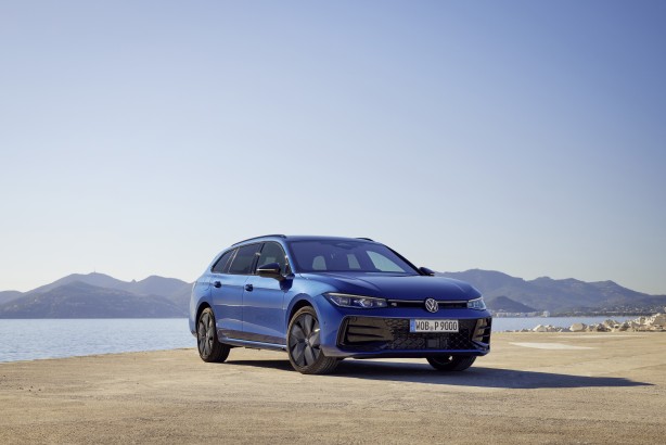 Foto - Segmentinin hâkimi Passat Türkiye’de! Yenilenen otomobil neler sunuyor? Fiyatı ne kadar?