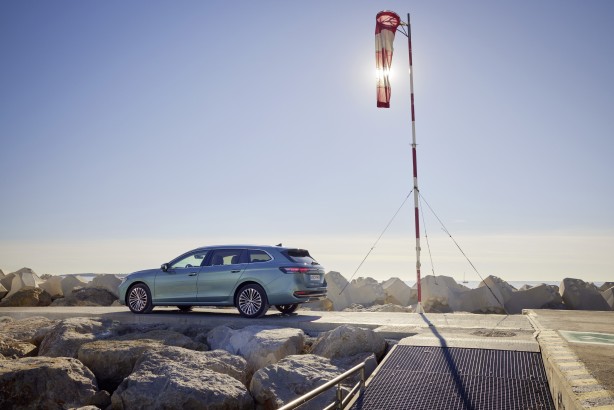 Foto - Segmentinin hâkimi Passat Türkiye’de! Yenilenen otomobil neler sunuyor? Fiyatı ne kadar?