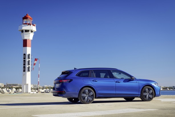 Foto - Segmentinin hâkimi Passat Türkiye’de! Yenilenen otomobil neler sunuyor? Fiyatı ne kadar?