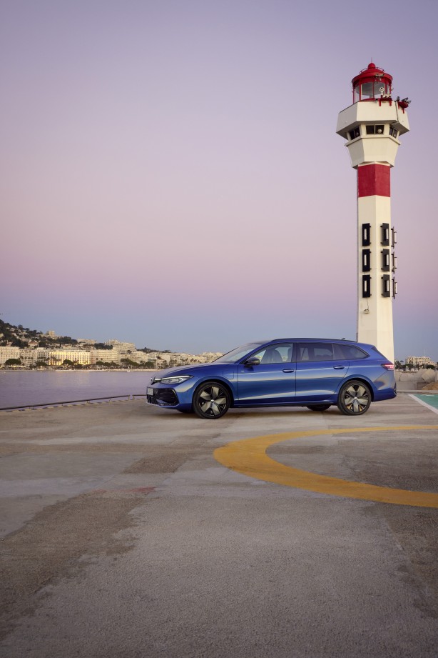 Foto - Segmentinin hâkimi Passat Türkiye’de! Yenilenen otomobil neler sunuyor? Fiyatı ne kadar?