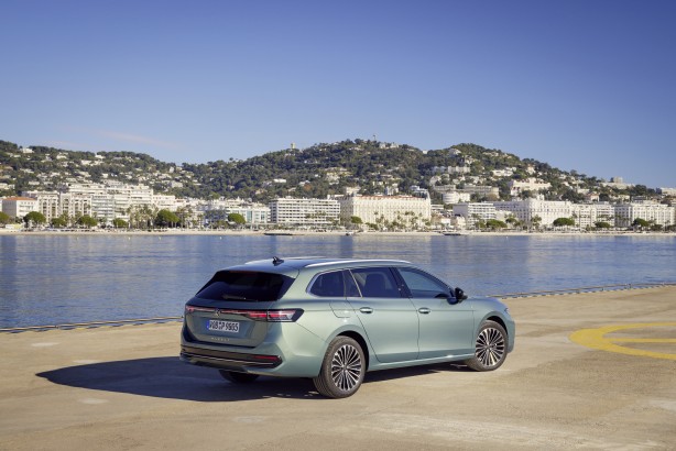 Foto - Segmentinin hâkimi Passat Türkiye’de! Yenilenen otomobil neler sunuyor? Fiyatı ne kadar?