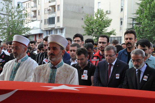 Foto - Şehidimiz Enes Gazi Özdemir, Yozgat'ta son yolculuğuna uğurlandı