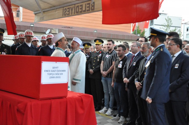 Foto - Şehidimiz Enes Gazi Özdemir, Yozgat'ta son yolculuğuna uğurlandı