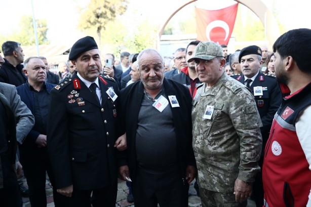 Foto - Şehidimiz son yolculuğuna uğurlandı! 'Baban melek oldu'