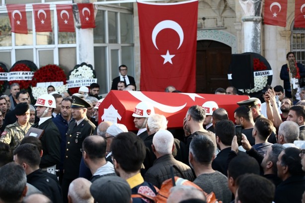 Foto - Şehidimiz son yolculuğuna uğurlandı! 'Baban melek oldu'