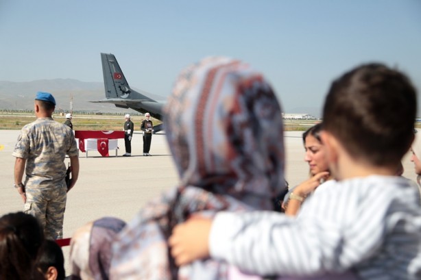 Foto - Şehidin cenazesi Erzurum'a getirildi