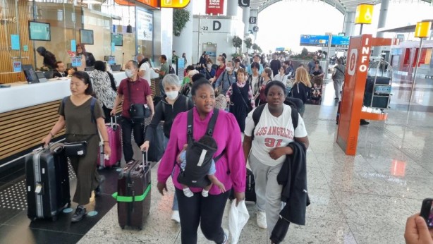 Foto - Şehir biraz nefes alacak! İstanbul'dan kaçan kaçana