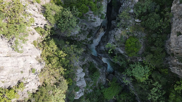 Foto - Şehir merkezinden 10 km uzaklıkta! Saklı Kanyon böyle görüntülendi