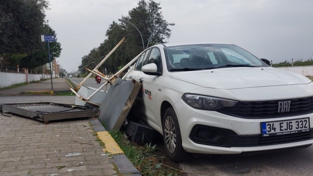 Foto - Şehirde fırtına!