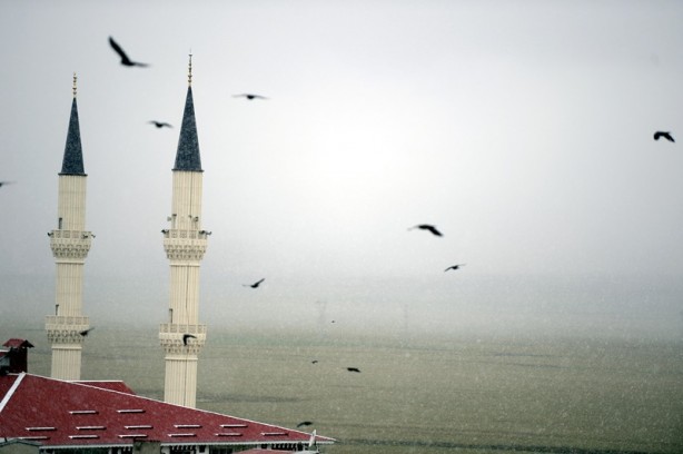 Foto - Şehirde kar ve tipi nedeniyle tır ve araçlar yolda kaldı