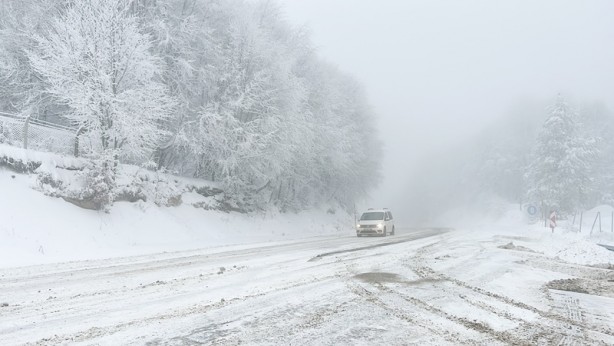 Foto - Şehirde kar yağışı