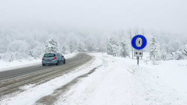 Foto - Şehirde kar yağışı
