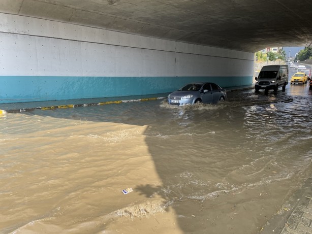 Foto - Şehirde şiddetli sağanak