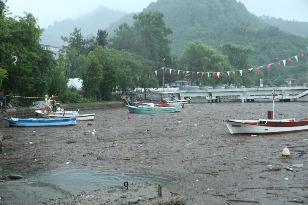 Foto - Şehirde şiddetli yağış! Hasara neden oldu