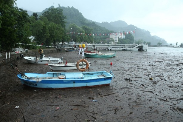Foto - Şehirde şiddetli yağış! Hasara neden oldu