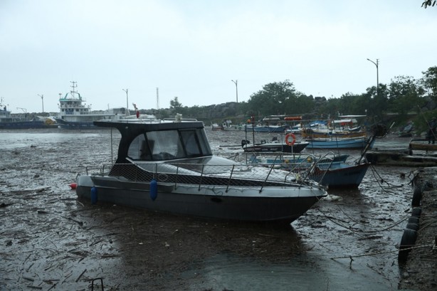 Foto - Şehirde şiddetli yağış! Hasara neden oldu