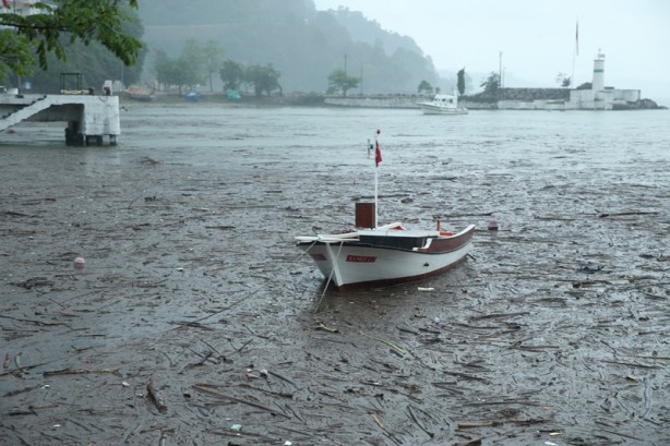 Foto - Şehirde şiddetli yağış! Hasara neden oldu