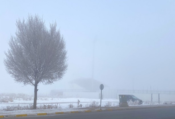 Foto - Şehirde sis ve kırağı