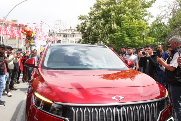 Foto - Şehirde TOGG izdihamı