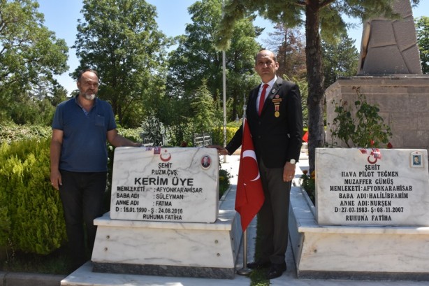 Foto - Şehit ailelerinin hüzünlü bayram arifesi