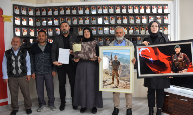 Foto - Şehit ailesi ayaklandı! Meral Akşener'in İyi Parti'sinden skandal reklam