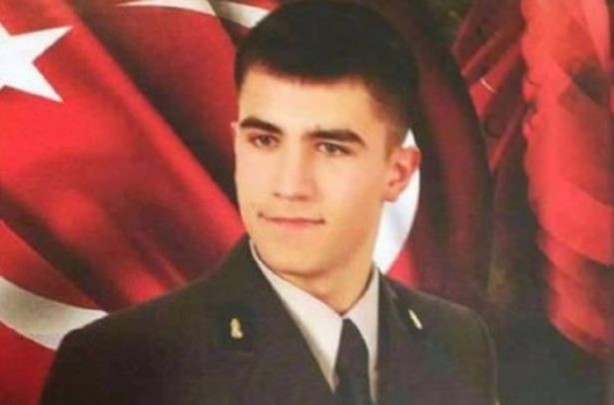 Foto - Şehit askerlerin evine ateş düştü