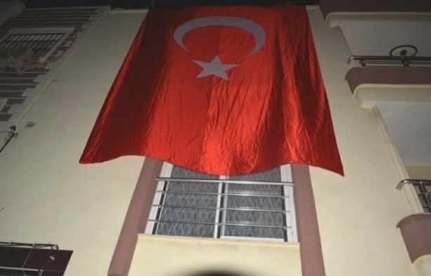 Foto - Şehit askerlerin evine ateş düştü