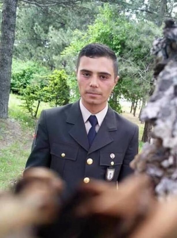 Foto - Şehit askerlerin evine ateş düştü