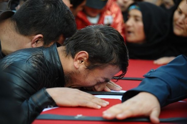 Foto - Şehit çocuklarının babalarına son vedası yürekleri dağladı