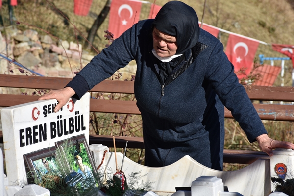 Foto - Şehit Eren Bülbül'ün annesi oğlunun hayatını anlatan filmi böyle yorumladı