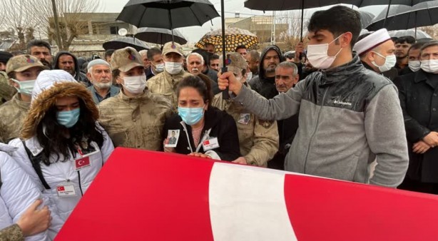 Foto - Şehit havacı uzman çavuş, Adıyaman'da ebediyete uğurlandı