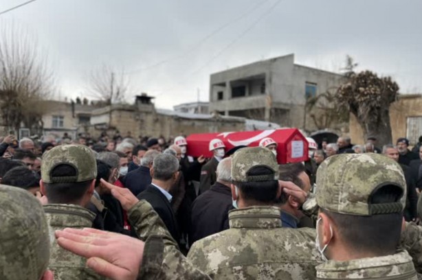 Foto - Şehit havacı uzman çavuş, Adıyaman'da ebediyete uğurlandı