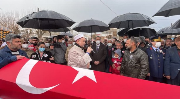 Şehit havacı uzman çavuş, Adıyaman'da ebediyete uğurlandı