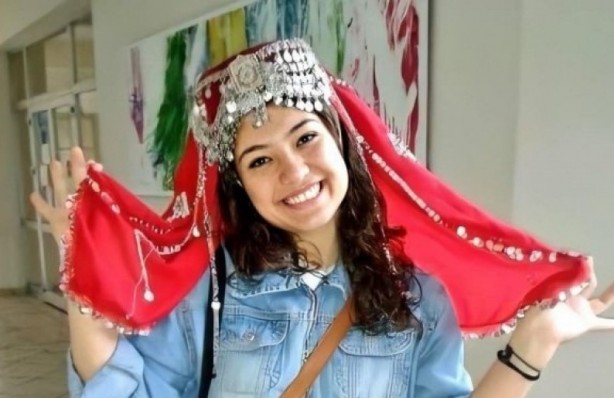 Şehit Öğretmen Şenay Aybüke Yalçın'ın adı verilmişti... Okulun ismini değiştirmek için harekete geçtiler