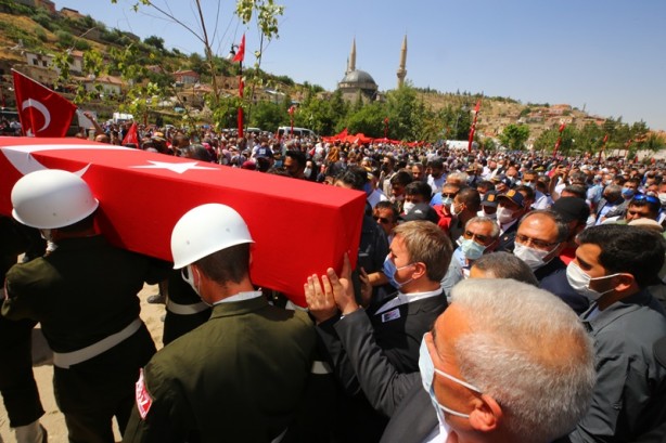 Şehit Piyade Uzman Çavuş, son yolculuğuna uğurlandı