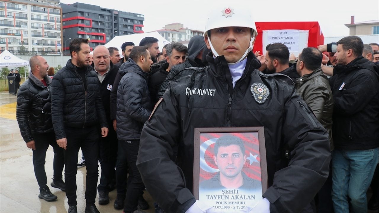Foto - Şehit polis memuruna son görev