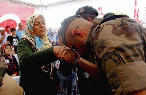 Foto - Şehitlerimiz son yolculuğuna uğurlanıyor
