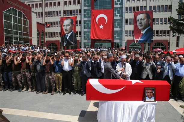 Foto - Şehitlerimiz son yolculuğuna uğurlanıyor