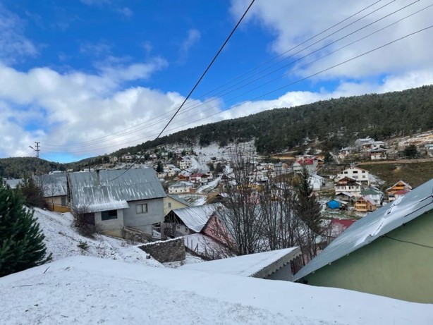 Foto - Şehre kar yağdı