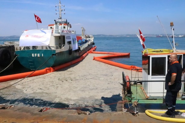 Foto - Şehrin genelinde bugüne kadar toplanan müsilaj miktarı belli oldu