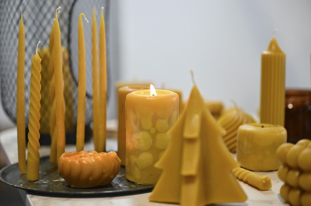 Foto - Şeker hastası olanlar görmesin! 2 dakikada 1 kilogram petek balı yediler!