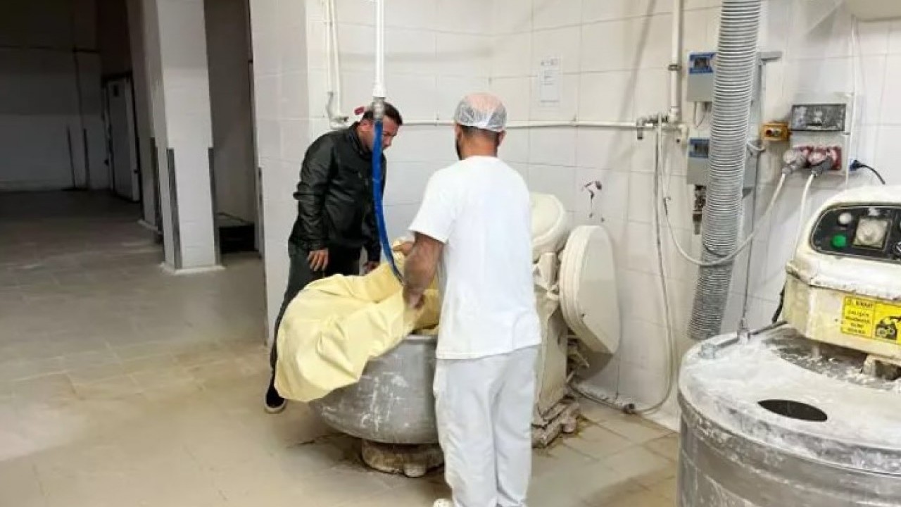 Foto - Denetlemeye gittiler şok geçirdiler: Ölüsü yerde bulundu!