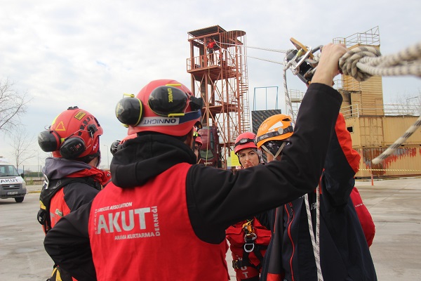 Foto - Sel anında sakın bu hataları yapmayın