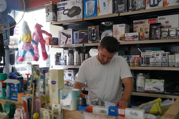 Foto - Sel felaketinin ardından döndü! Ailesine umut oldu