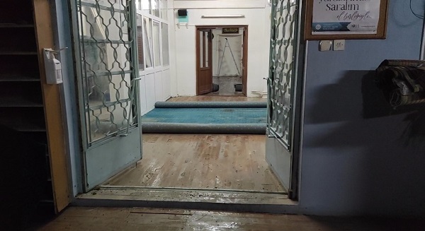 Foto - Sel suları camiyi bu hale getirdi