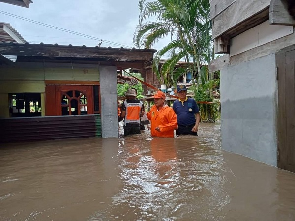 Foto - Sel suları köprüyü böyle yıktı