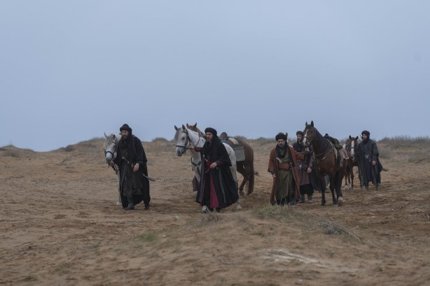 Foto - Selahaddin, Avram’ın kurduğu ölüm dolu tuzakları aşabilecek mi? İşte bunu hiç kimse beklemiyordu: Pazartesi müthiş olacak…