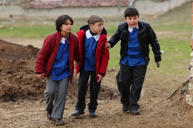 Foto - Selahaddin, Teşkilat'ı yayınlayan TRT'de flaş gelişme! Gönül Dağı dizisinde beklenmedik gelişme! Peş peşe kararlar...